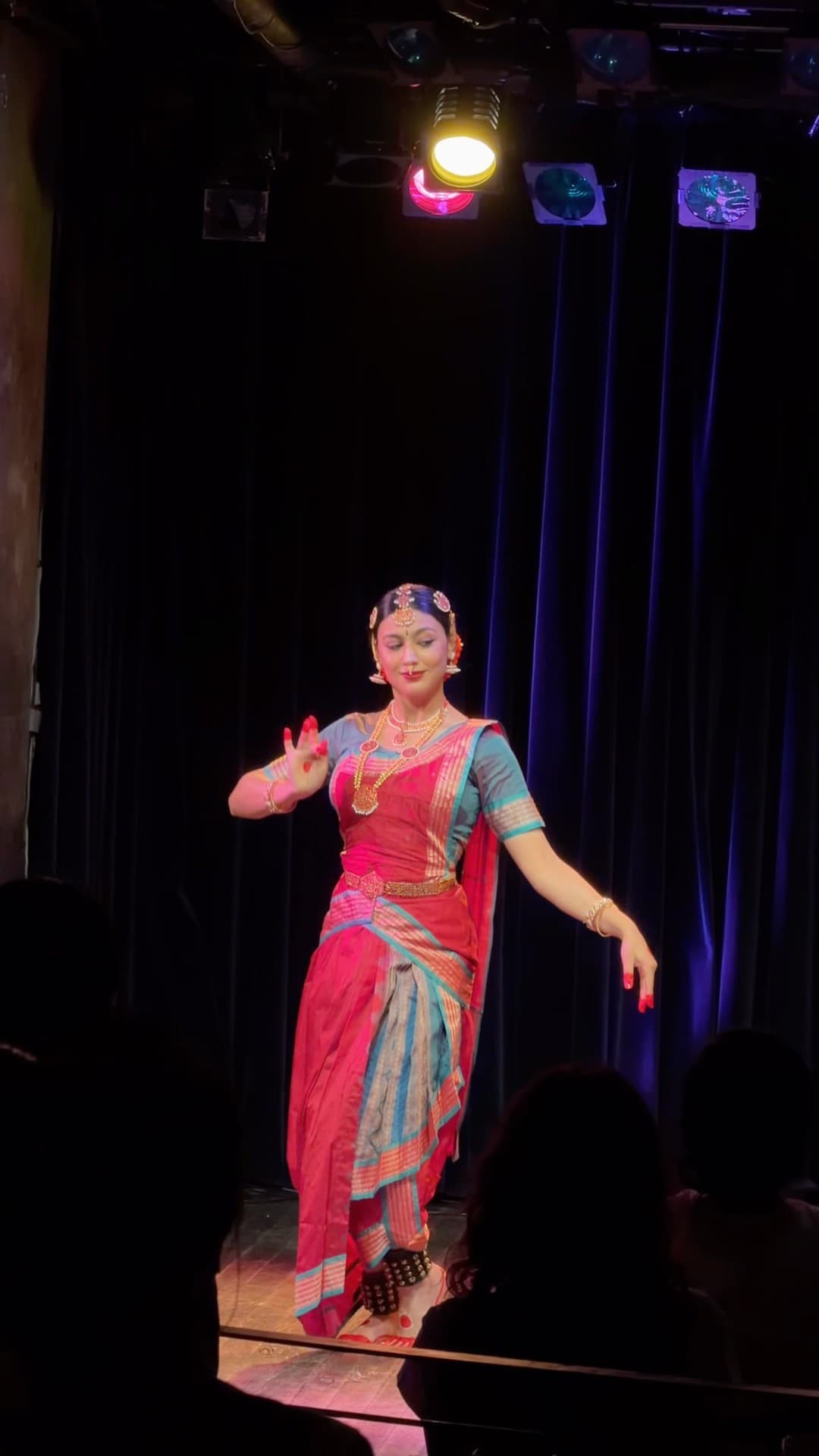 Ayomi Mandala - Mahabharat Shabdam - solo recital at the India Solo Act Showcase, Bharatanatyam performance by Sanya Ohri